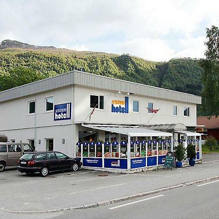 Sentrum Hotel Nordfjordeid Ngoại thất bức ảnh
