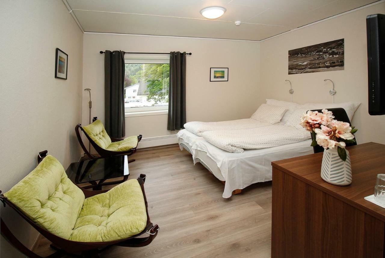 Sentrum Hotel Nordfjordeid Ngoại thất bức ảnh