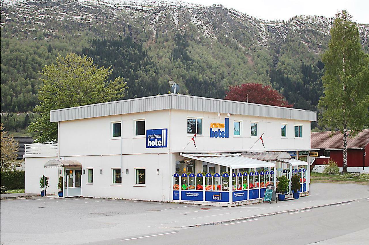 Sentrum Hotel Nordfjordeid Ngoại thất bức ảnh